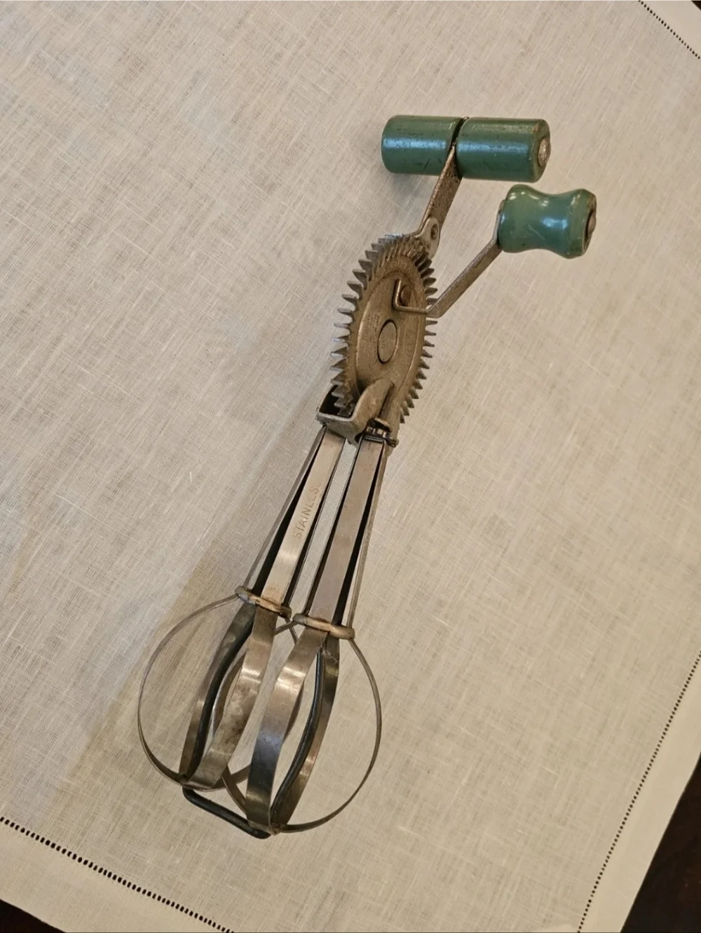 Ladd Egg Beater Heavy Duty Stainless Steel Hand Crank Mixer Vintage USA- Green